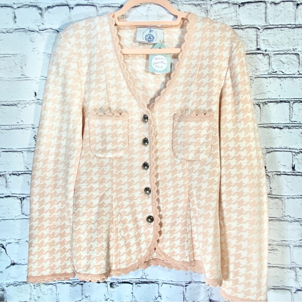 ****SOLD*** Vintage pink and white houndstooth cardigan